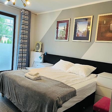 Airport Comfy Guest Home Warsaw Luaran gambar