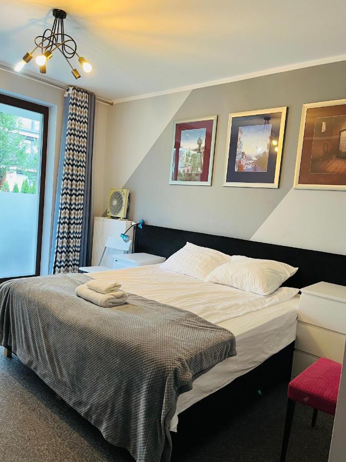 Airport Comfy Guest Home Warsaw Luaran gambar